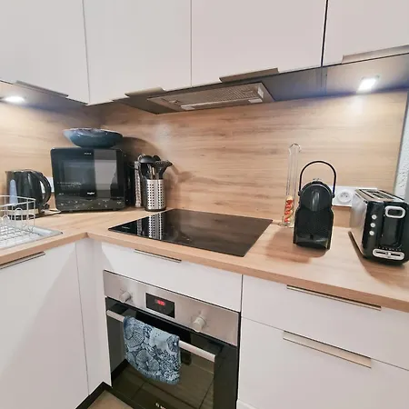 Regent Cote D'azur Air-conditioned, Pool, Garden & Parking * Villeneuve-Loubet