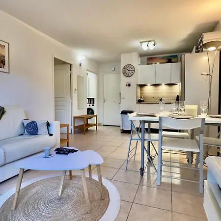 Regent Côte D'azur Air-conditioned, Pool, Garden&parking Apartment