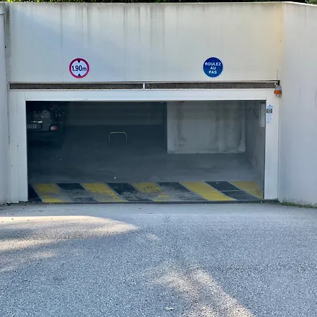 Regent Cote D'azur Air-conditioned, Pool, Garden & Parking דירה וילנב-לובה