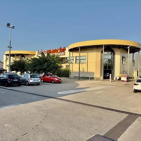 Regent Cote D'azur Air-conditioned, Pool, Garden & Parking Lägenhet