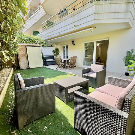 Regent Cote D'azur Air-conditioned, Pool, Garden & Parking Апартаменты *