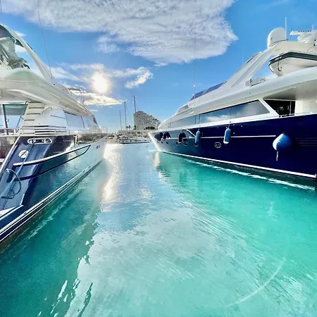 Appartement Regent Côte D'azur Air-conditioned, Pool, Garden&parking