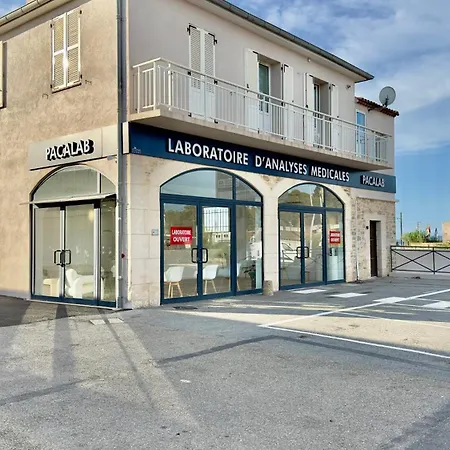 דירה Regent Cote D'azur Air-conditioned, Pool, Garden & Parking