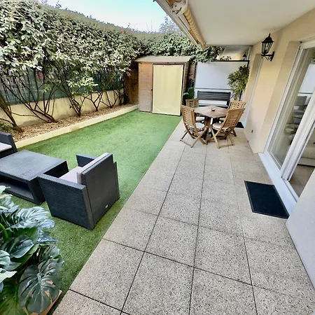 Regent Cote D'azur Air-conditioned, Pool, Garden & Parking