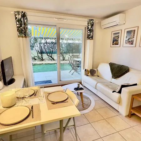 Regent Cote D'azur Air-conditioned, Pool, Garden & Parking