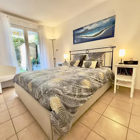 Apartment Regent Cote D'azur Air-conditioned, Pool, Garden & Parking *